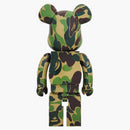 Bearbrick x un bañero ABC ABC CAMO 1000% verde