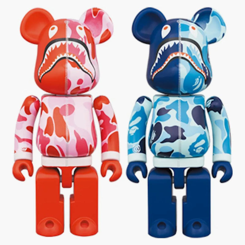 Bearbrick X Bape ABC Camo Shark Chogokin 200% sada 2 růžové/modré