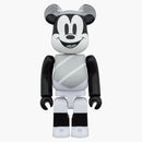 Bearbrick x Disney ha e set Poncho Mickey 100% e 400%