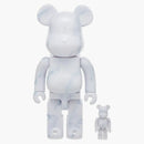 Bearbrick x konec. 100% a 400% nastaveno bílý mramor