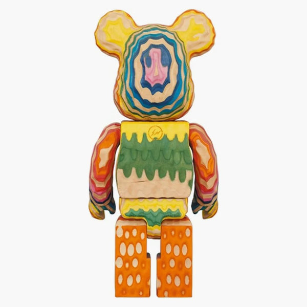 Design fragmentu Bearbrick X Karimoku Haroshi Vertical Carred Wooden (2G Exkluzivní) 400%
