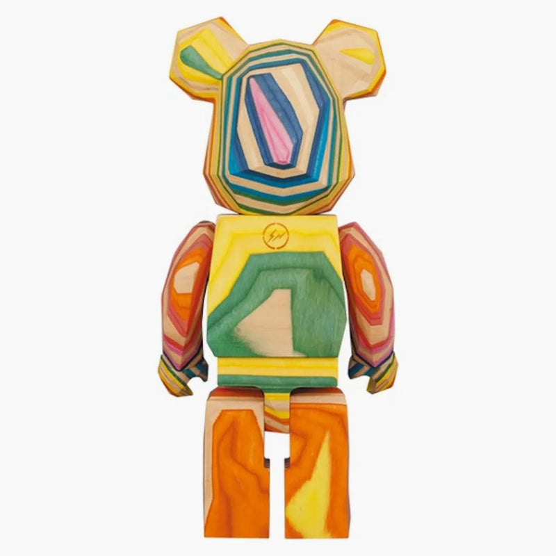 Design fragmentu Bearbrick X Karimoku Haroshi Vertical Polygon (2G Exkluzivní) 400%