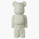 Fragment Bearbrick X ściska 200% zniżki na biały