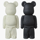 Fragment Bearbrick X Squeeze 200% sada 2 z bílé/černé
