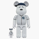 Bearbrick X Peanuts X Mlb New York Yankees Snoopy 100% & 400% Set