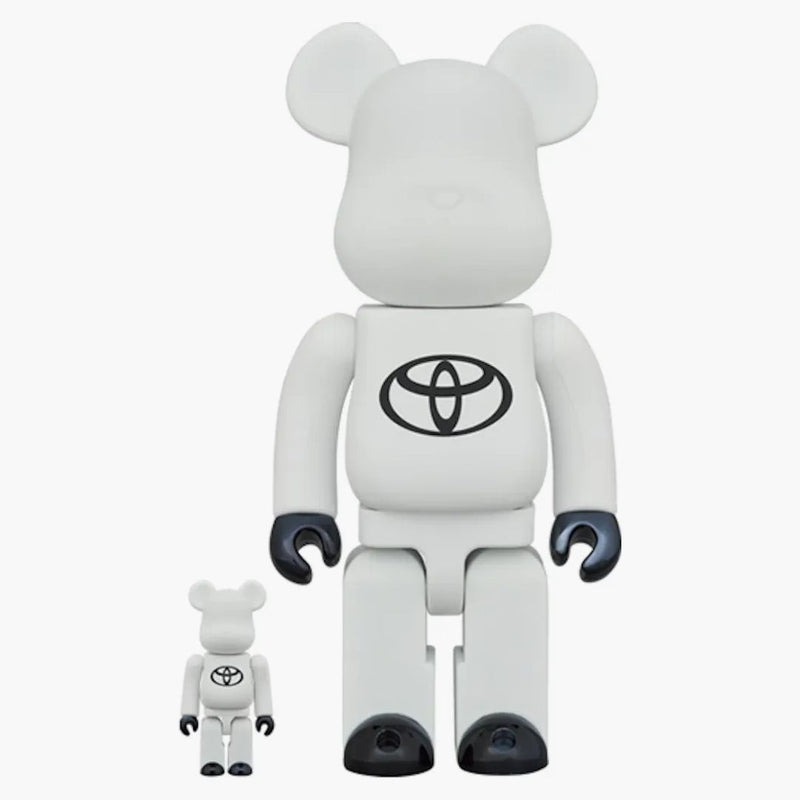 Bearbrick X Toyota (Drive Your Teenage Dreams.) 100% & 400% Set White