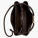 Bottega Veneta Medium Andiamo Top Bolsa con correa de cuerpo cruzado Intraciato Fondant