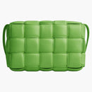 Bottega Veneta acolchado Intrecio Cassette Crossbody Bag Green Green