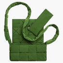 Bottega Veneta Tech Cassette Crossbody Bag imbottito Intreccio Avocado