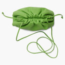 Bottega Veneta el mini bolsillo de ácido verde