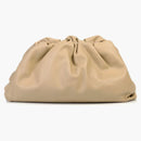 Bottega veneta il sacchetto di busta beige