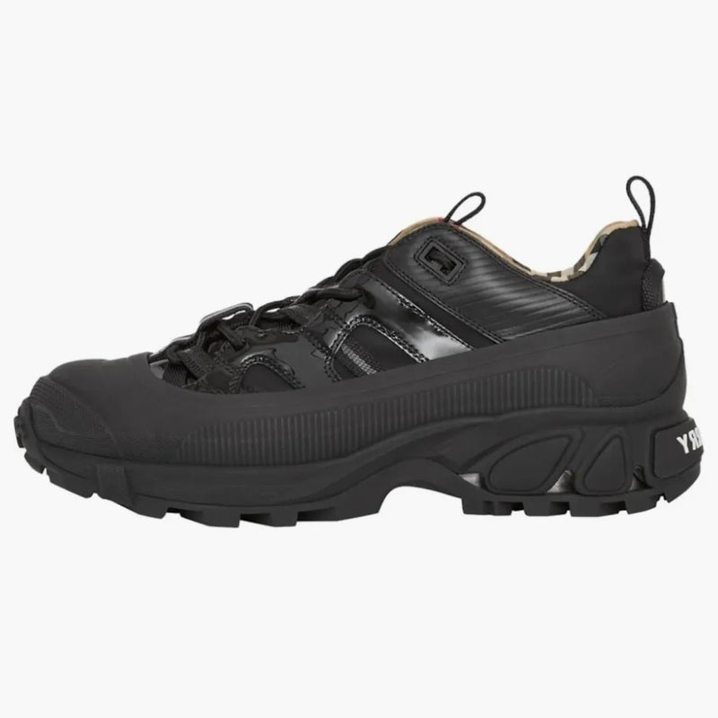 Burberry Arthur Black Leather (women's)
