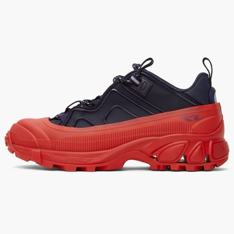 Burberry Arthur Navy Red