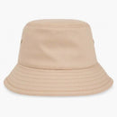 Burberry -logotyp broderad bomullshink har mjuk fawn