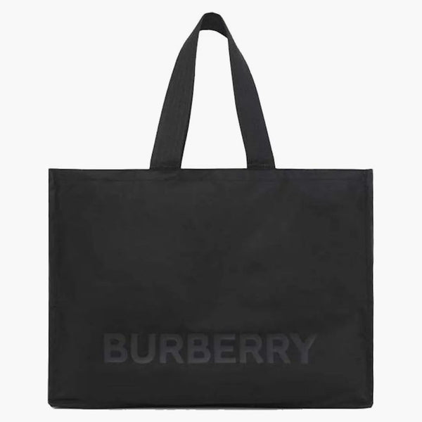 Burberry nylon död svart