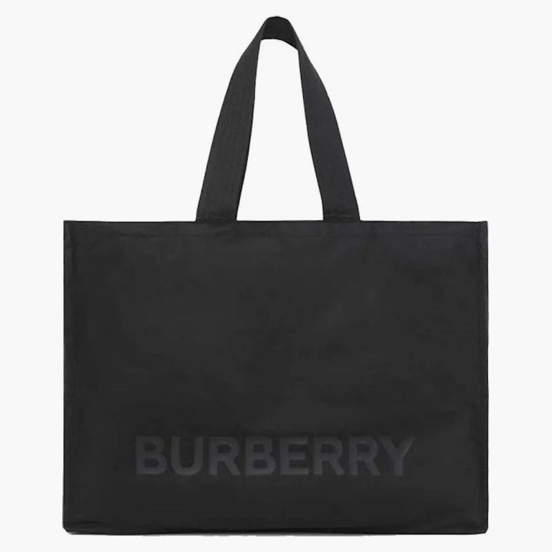 Burberry nylon död svart
