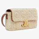 Celine Claude in Shearling with Triomphe Emmaiideries Ramenní taška na přírodní/opálení