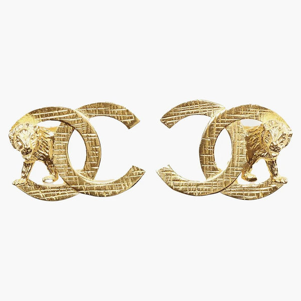 Chanel Lion Metal örhängen guld