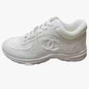 Chanel Low Top entrenador de gamuza blanca reflectante (femenina)