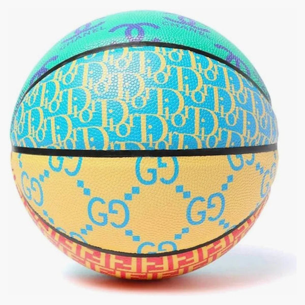 Čínský trh x Smiley Designer Basketball