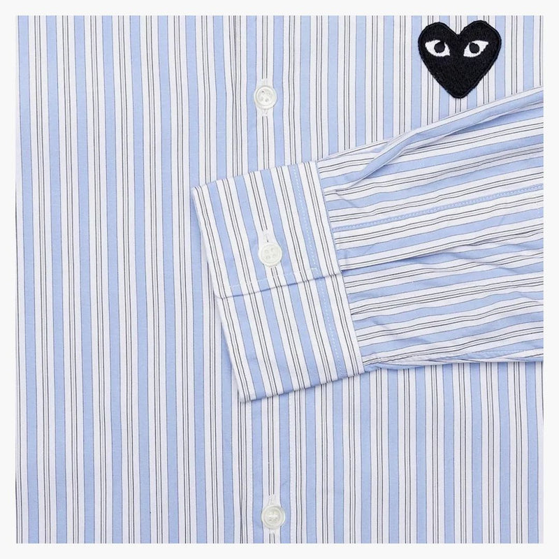 Comme of the Garcons Zagraj w czarny god emblemat