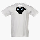 CommE of the Garcons Play Black Heart Blue Eyes Camiseta Blanca