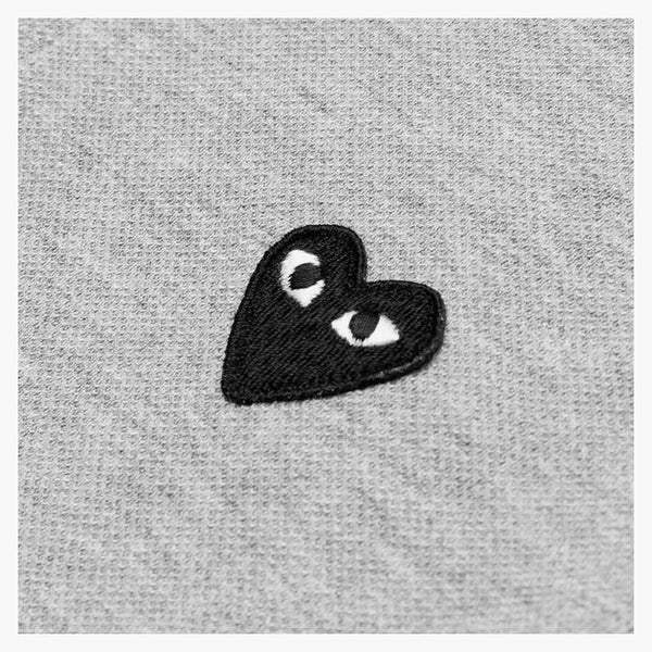 CommE of the Garcons Play Kid's Black Emblem Polo Gray