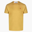 CommE of the Garcons Play Logotipo Patch de manga corta Té Amarillo/Rojo