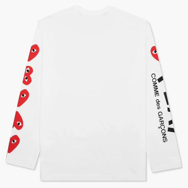 Comme of the Garcons graj w czerwono multi serc L/s T-shirt biały