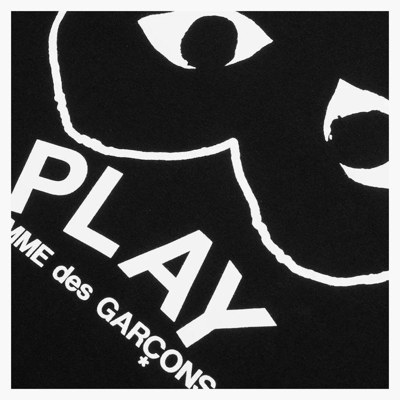 CommE of the Garcons Play Women's Inverted Outline Heart Camiseta Negra