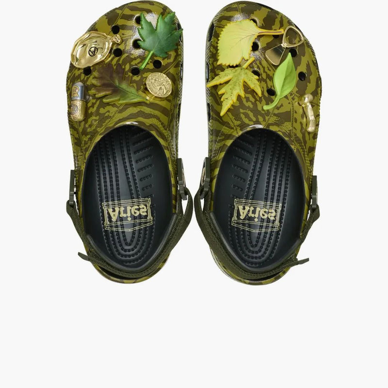 Crocs Classic Clog Aries Arise Dark Algae