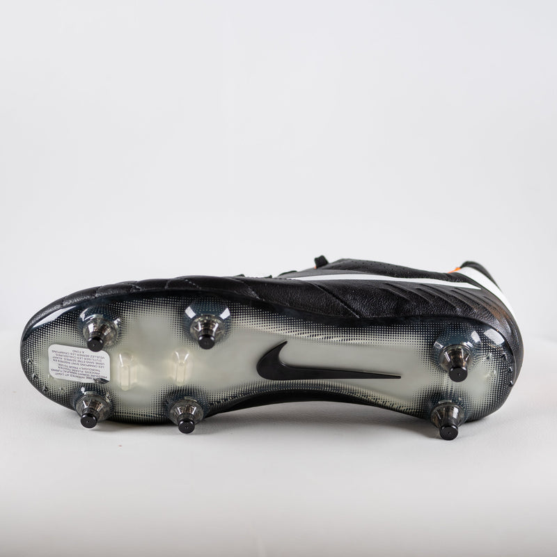 Nike Tiempo Legend IV SG