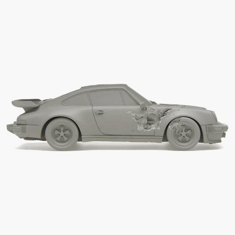 Daniel Arsham ha eroso 911 Turbo Porsche Figura