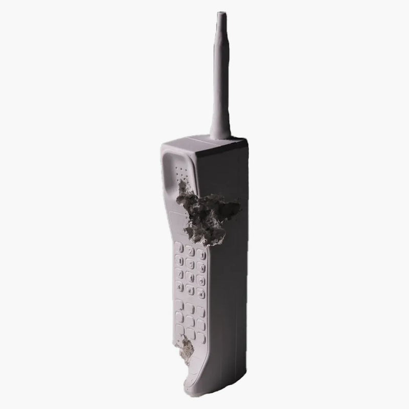 Daniel Arsham Future Relic 01 Mobilní telefon bílý