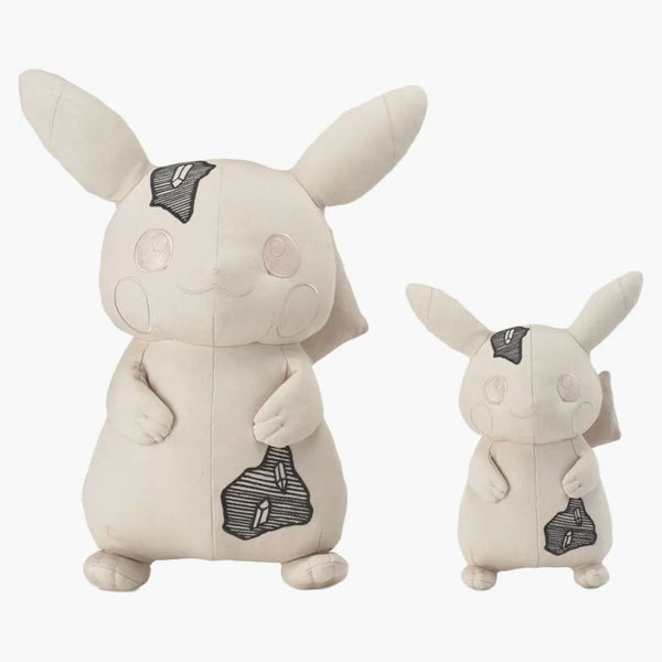 Daniel Arsham x Pokemon Pikachu (sada 2) plyšového béžového