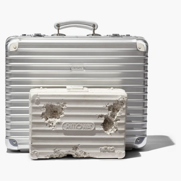 Daniel Arsham x Rimowa Erodoval atache bílý