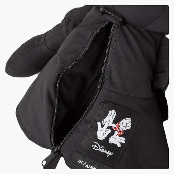 Disney X Ambush X Uniqlo 2-Way plyšový taška černá