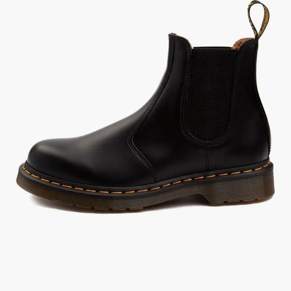Dr. Martens 2976 Smooth Leather Chelsea Boot Black