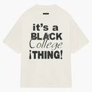 Paura di Dio Esseniales è una cosa del college nero tee bianco