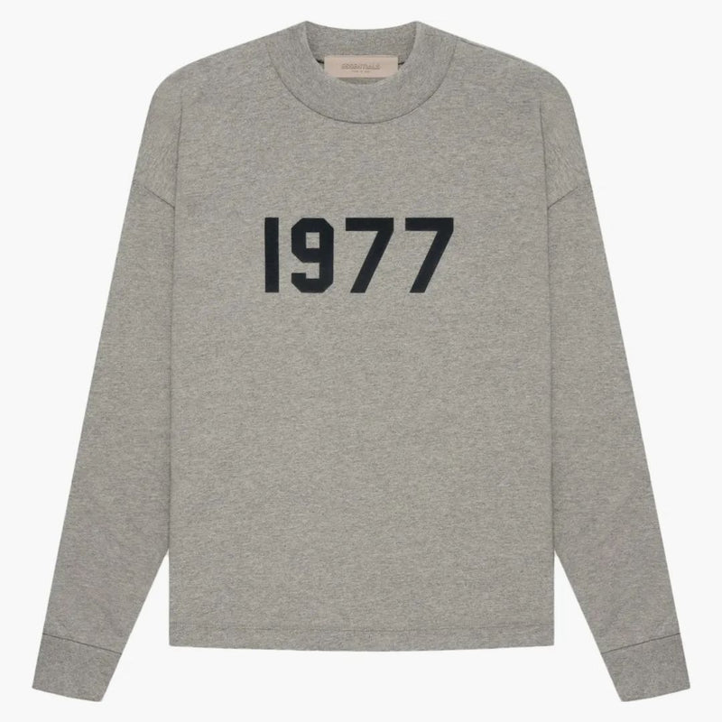 T-shirt di Fear of God Essentials L/S Farina d'avena