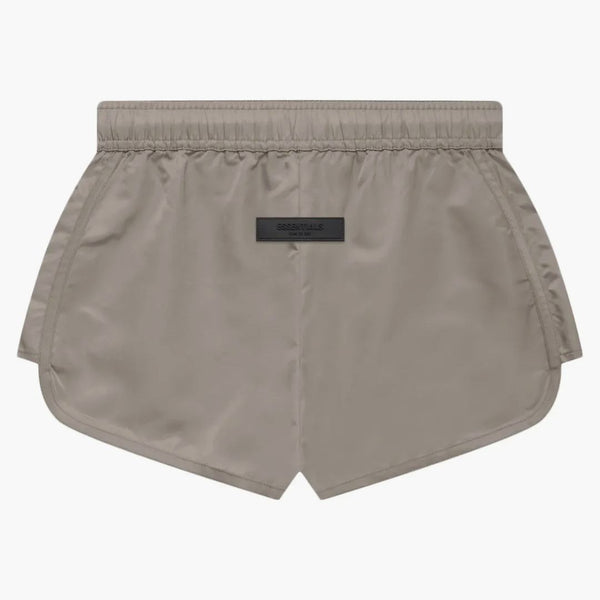Strach przed Bogiem Essentials Kobiet Krótkie pustynne Taupe