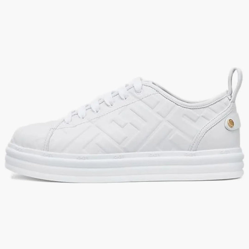 Fendi in pelle piatta bianca a forma piatta (donne)