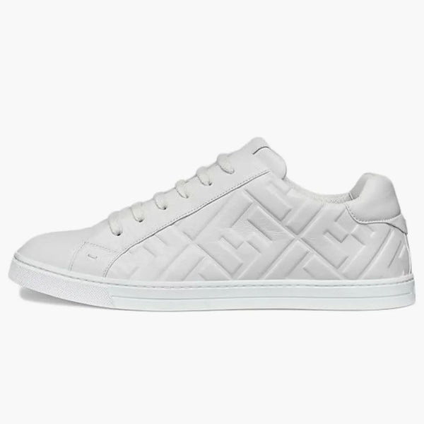 Fendi läder Low Topp trippelvit