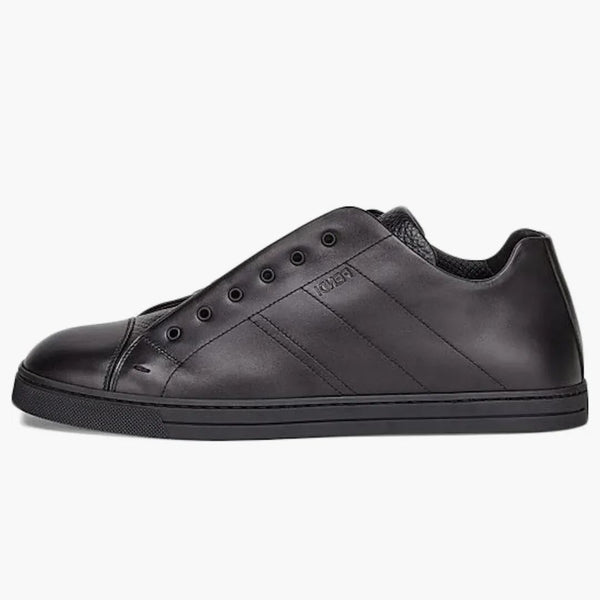 Fendi läder slip ons trippel svart