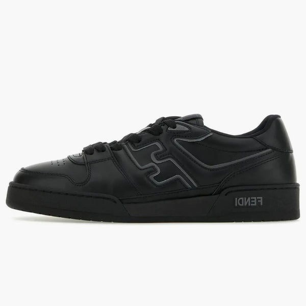 Fendi match svart