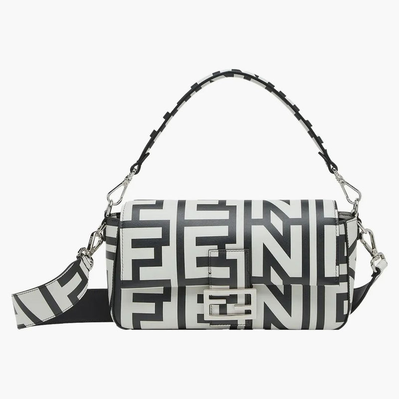 Fendi av Marc Jacobs Baguette Tvåfärgad läderväska