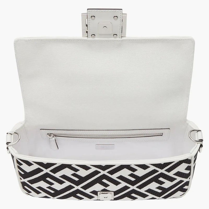 Fendi av Marc Jacobs baguette vit och svart dukväska med FF -broderi