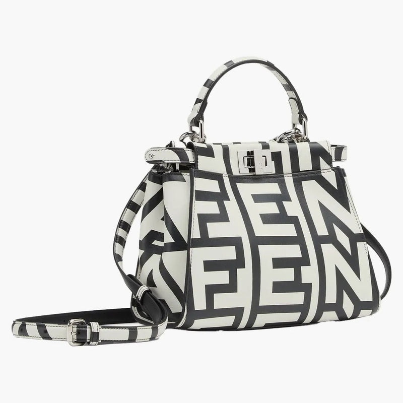 Fendi av Marc Jacobs Peekaboo Mini Tvåfärgad läderväska