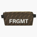 Fendi x frgmt x pokemon ff tkaninový pásový taška hnědá