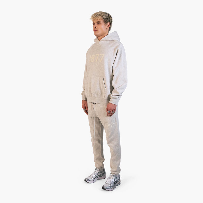 Fear Of God Essentials 1977 Set - Light Oatmeal (Hoodie & Sweatpant)
